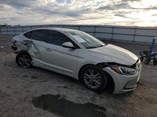 Photo 3 VIN: 5NPD84LF1JH248800 - HYUNDAI ELANTRA 