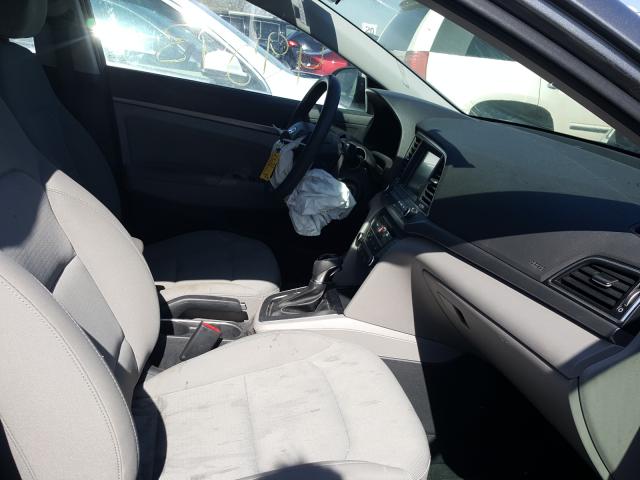 Photo 4 VIN: 5NPD84LF1JH250336 - HYUNDAI ELANTRA SE 