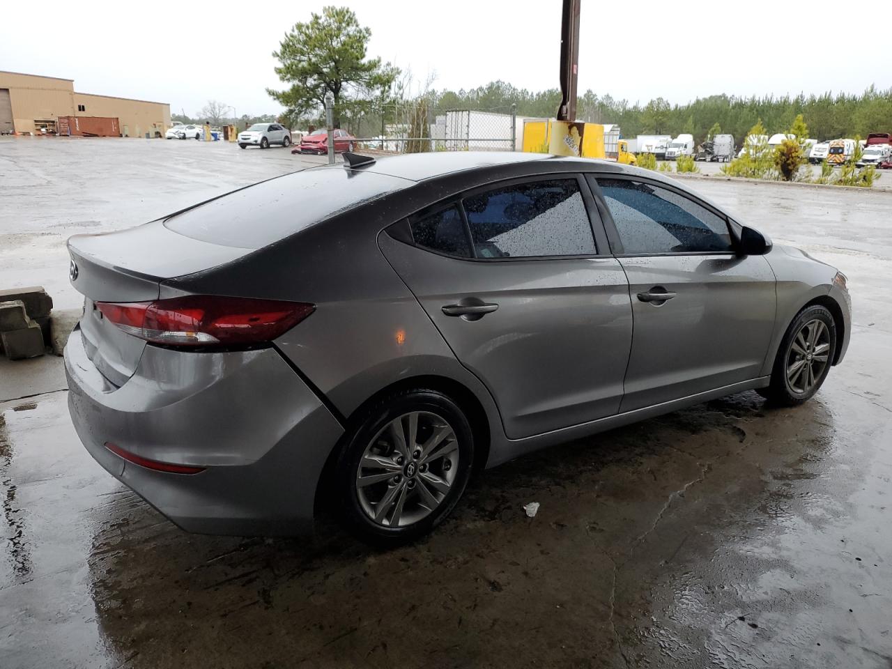 Photo 2 VIN: 5NPD84LF1JH250644 - HYUNDAI ELANTRA 