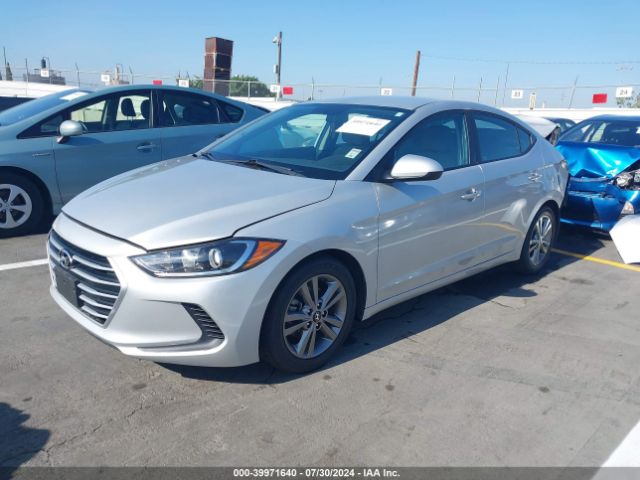 Photo 1 VIN: 5NPD84LF1JH258114 - HYUNDAI ELANTRA 