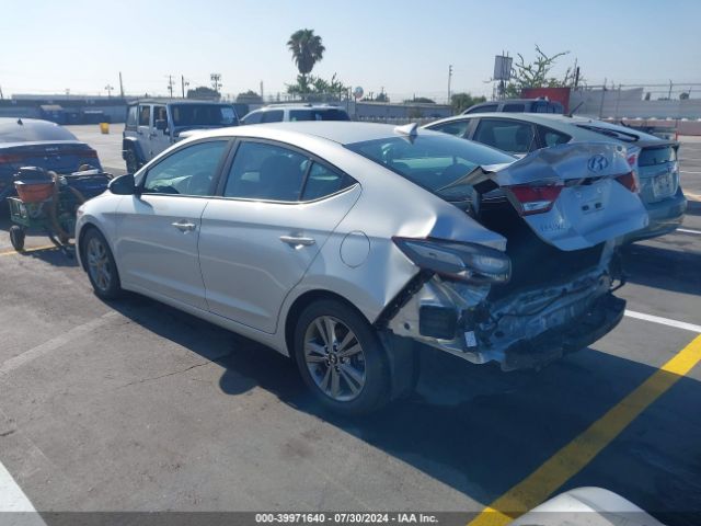 Photo 2 VIN: 5NPD84LF1JH258114 - HYUNDAI ELANTRA 