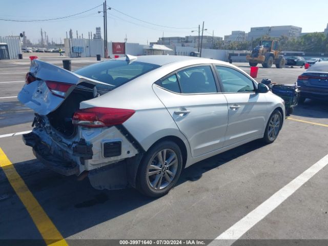 Photo 3 VIN: 5NPD84LF1JH258114 - HYUNDAI ELANTRA 