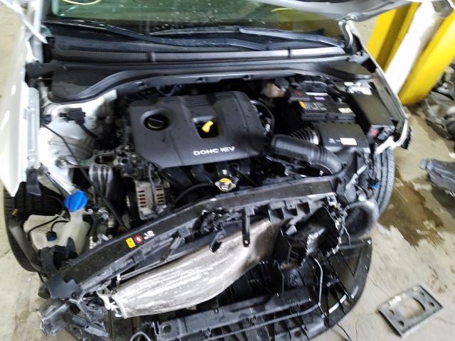 Photo 6 VIN: 5NPD84LF1JH263023 - HYUNDAI ELANTRA SE 