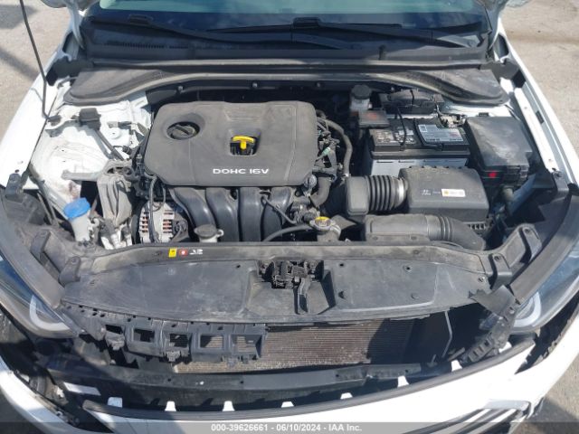 Photo 9 VIN: 5NPD84LF1JH265886 - HYUNDAI ELANTRA 