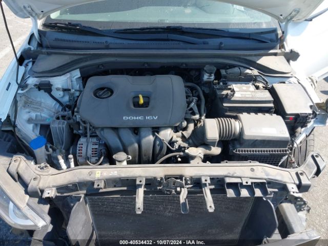 Photo 9 VIN: 5NPD84LF1JH278279 - HYUNDAI ELANTRA 