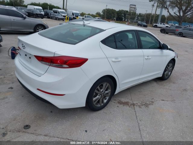 Photo 3 VIN: 5NPD84LF1JH282381 - HYUNDAI ELANTRA 