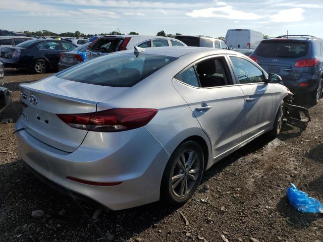 Photo 3 VIN: 5NPD84LF1JH283627 - HYUNDAI ELANTRA SE 