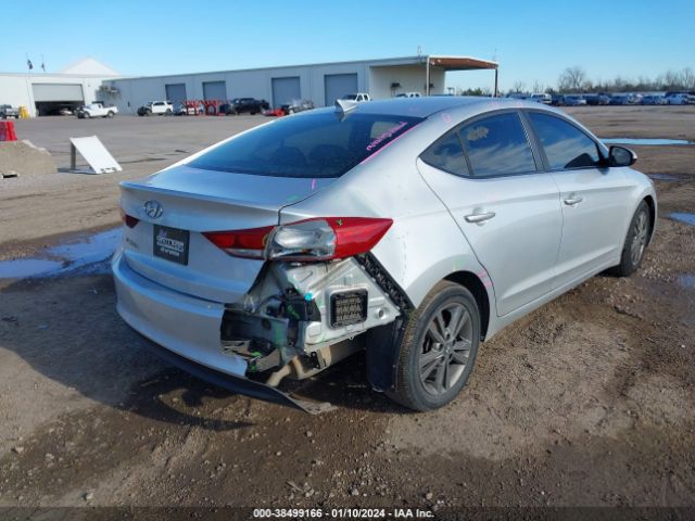 Photo 3 VIN: 5NPD84LF1JH284812 - HYUNDAI ELANTRA 