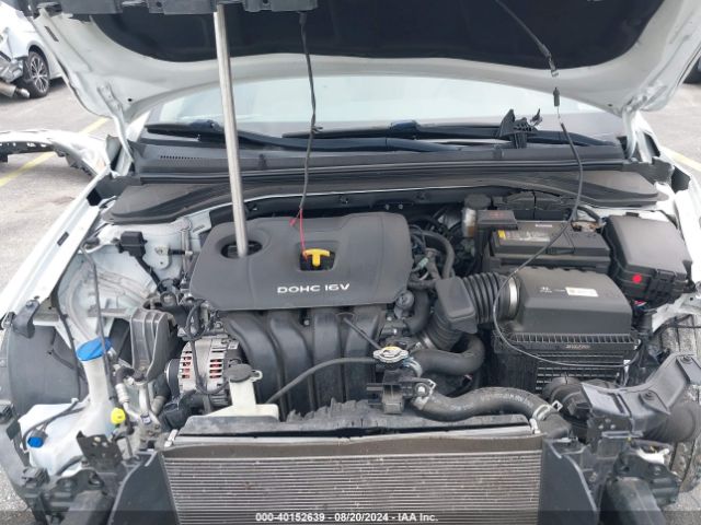 Photo 9 VIN: 5NPD84LF1JH286673 - HYUNDAI ELANTRA 