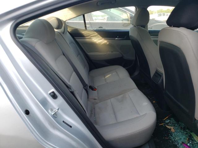 Photo 5 VIN: 5NPD84LF1JH303388 - HYUNDAI ELANTRA SE 