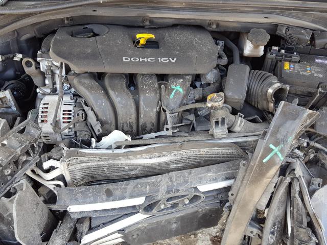 Photo 6 VIN: 5NPD84LF1JH307618 - HYUNDAI ELANTRA SE 