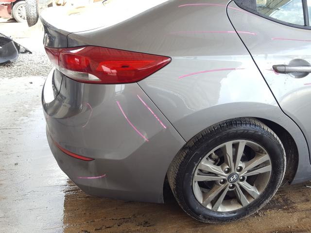 Photo 8 VIN: 5NPD84LF1JH307618 - HYUNDAI ELANTRA SE 