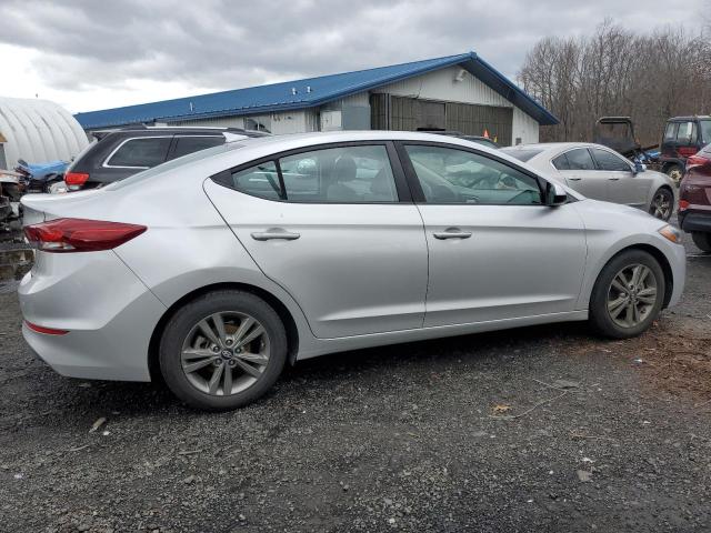 Photo 2 VIN: 5NPD84LF1JH307702 - HYUNDAI ELANTRA SE 