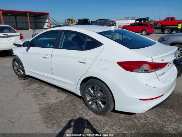 Photo 2 VIN: 5NPD84LF1JH311877 - HYUNDAI ELANTRA 