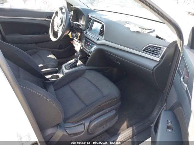 Photo 4 VIN: 5NPD84LF1JH311877 - HYUNDAI ELANTRA 