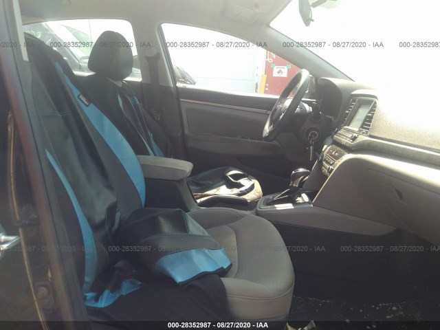 Photo 4 VIN: 5NPD84LF1JH313032 - HYUNDAI ELANTRA 