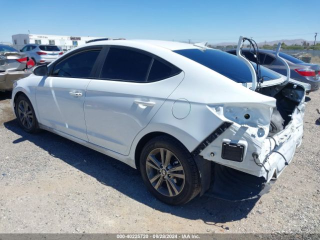 Photo 2 VIN: 5NPD84LF1JH315959 - HYUNDAI ELANTRA 