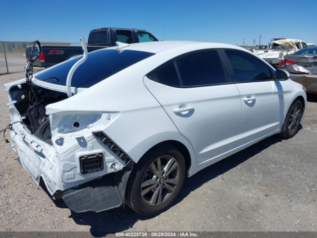 Photo 3 VIN: 5NPD84LF1JH315959 - HYUNDAI ELANTRA 