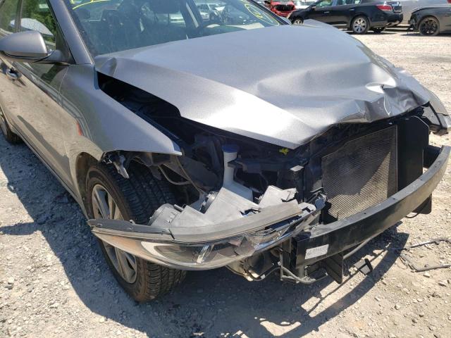 Photo 8 VIN: 5NPD84LF1JH316352 - HYUNDAI ELANTRA SE 