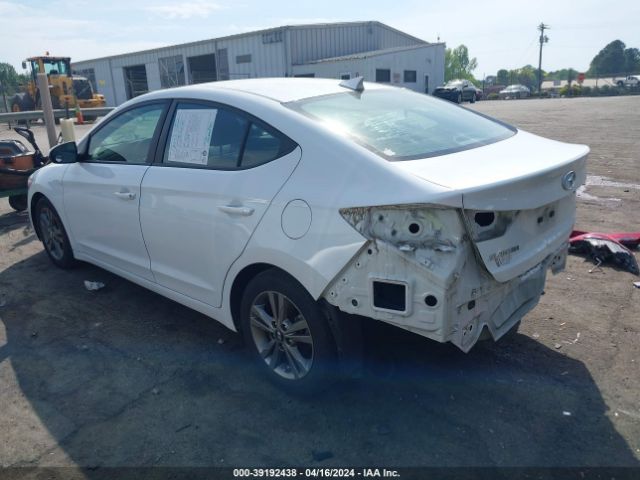 Photo 2 VIN: 5NPD84LF1JH322569 - HYUNDAI ELANTRA 