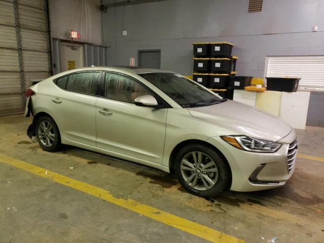 Photo 3 VIN: 5NPD84LF1JH324970 - HYUNDAI ELANTRA SE 