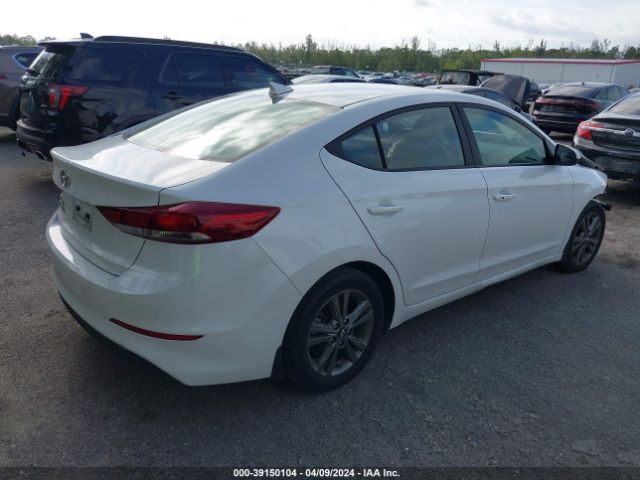 Photo 3 VIN: 5NPD84LF1JH338352 - HYUNDAI ELANTRA 