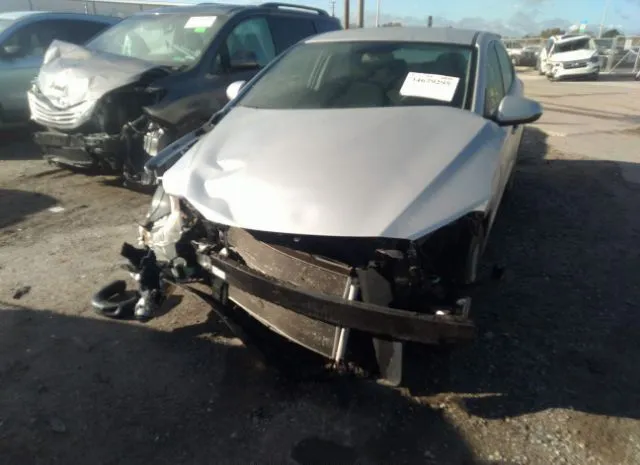 Photo 5 VIN: 5NPD84LF1JH342465 - HYUNDAI ELANTRA 