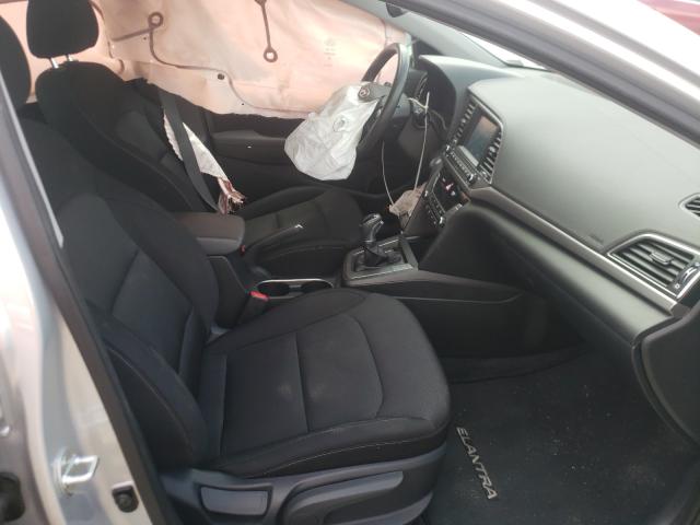 Photo 4 VIN: 5NPD84LF1JH349545 - HYUNDAI ELANTRA SE 