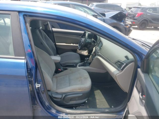 Photo 4 VIN: 5NPD84LF1JH352168 - HYUNDAI ELANTRA 