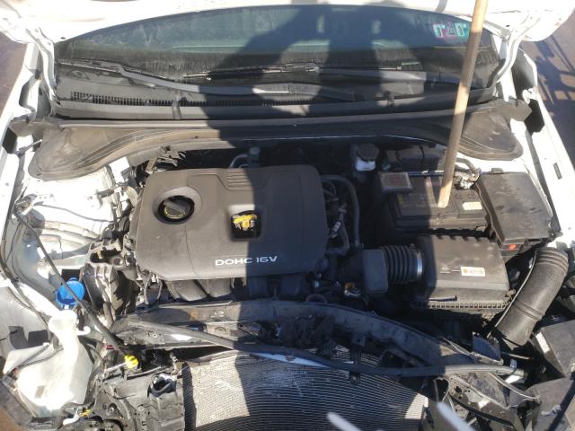 Photo 6 VIN: 5NPD84LF1JH395764 - HYUNDAI ELANTRA 