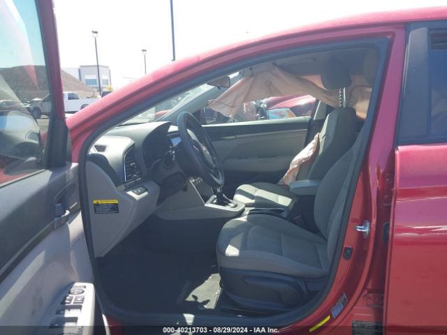 Photo 4 VIN: 5NPD84LF1JH397143 - HYUNDAI ELANTRA 