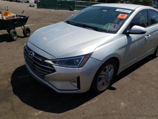 Photo 8 VIN: 5NPD84LF1KH407560 - HYUNDAI ELANTRA SE 