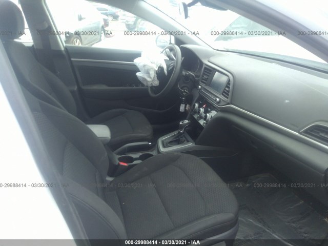 Photo 4 VIN: 5NPD84LF1KH408241 - HYUNDAI ELANTRA 