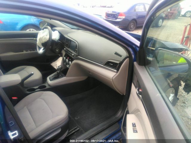 Photo 4 VIN: 5NPD84LF1KH409986 - HYUNDAI ELANTRA 