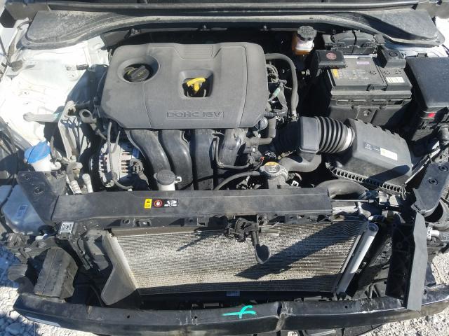 Photo 6 VIN: 5NPD84LF1KH411592 - HYUNDAI ELANTRA SE 