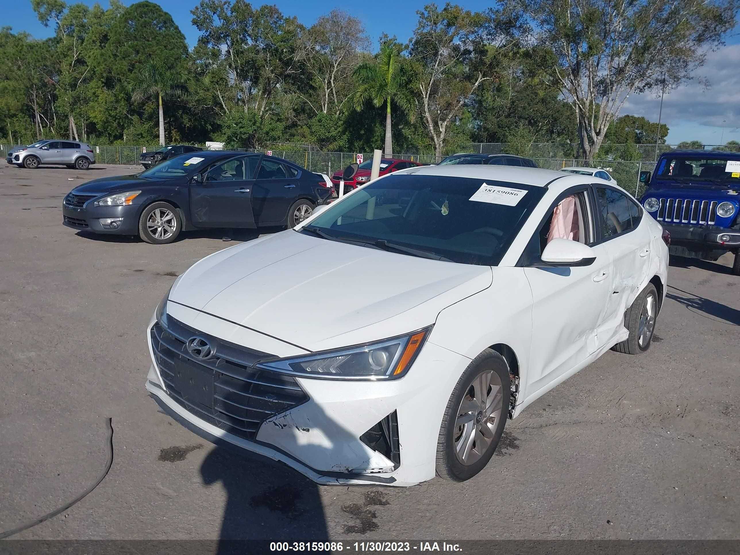 Photo 1 VIN: 5NPD84LF1KH418297 - HYUNDAI ELANTRA 