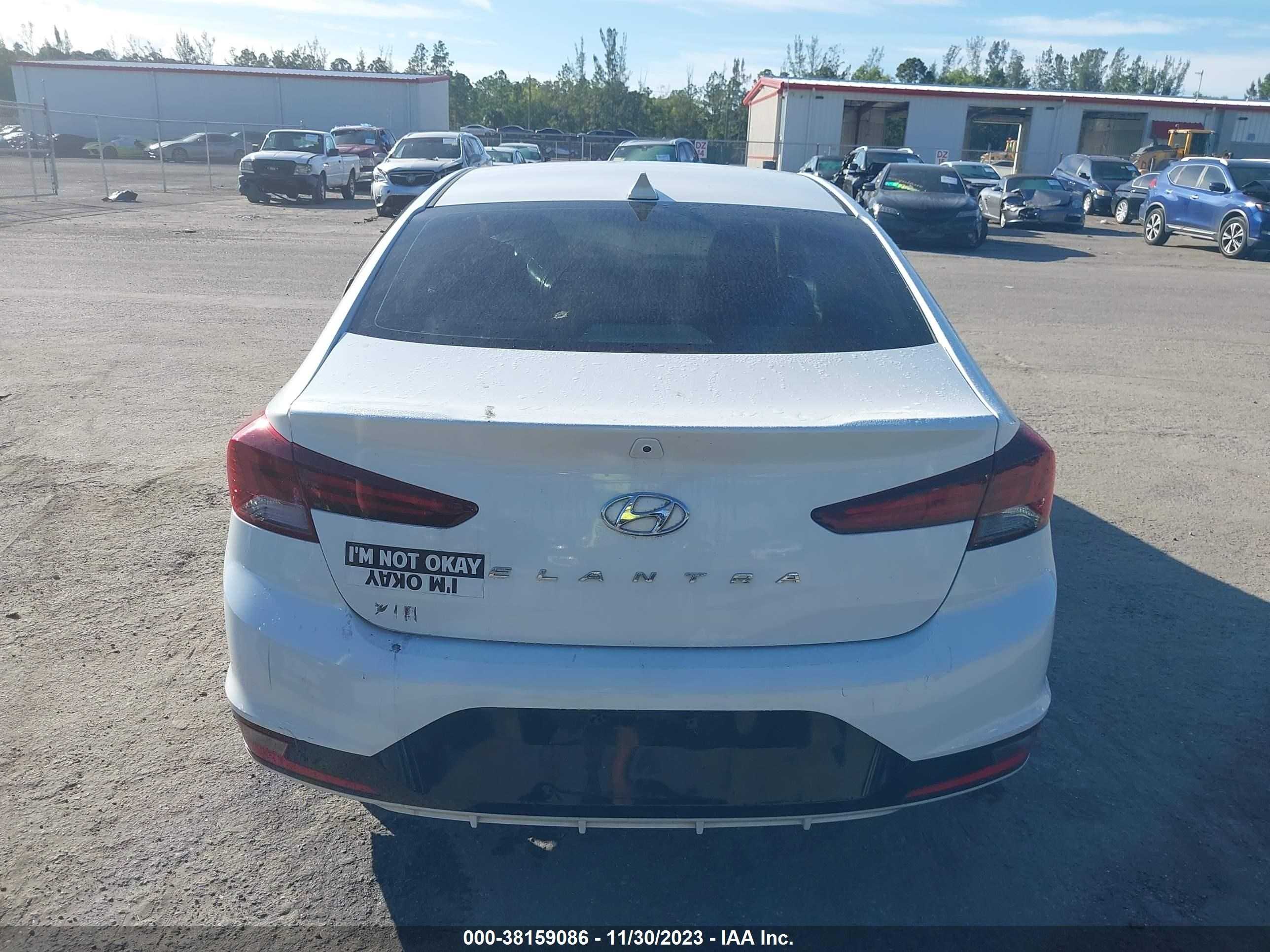 Photo 16 VIN: 5NPD84LF1KH418297 - HYUNDAI ELANTRA 