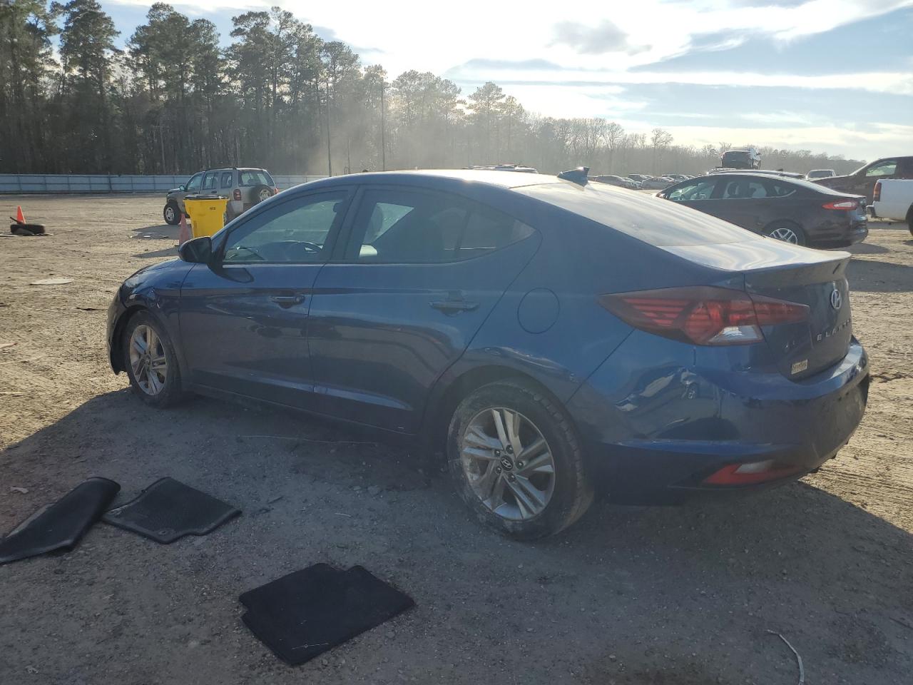 Photo 1 VIN: 5NPD84LF1KH420986 - HYUNDAI ELANTRA 