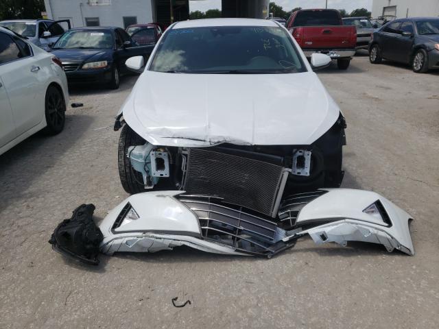 Photo 8 VIN: 5NPD84LF1KH425153 - HYUNDAI ELANTRA SE 