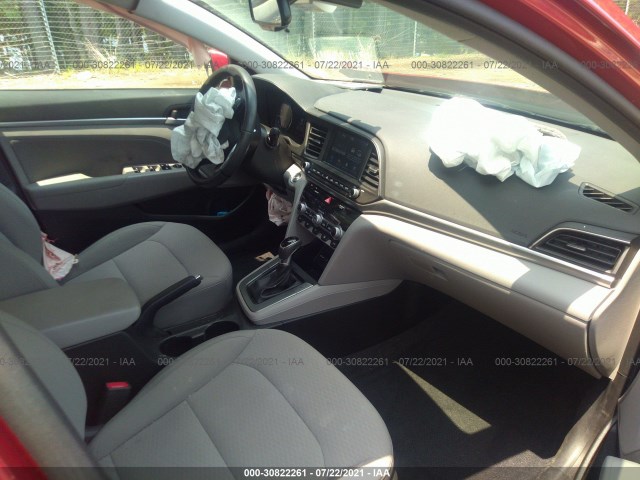 Photo 4 VIN: 5NPD84LF1KH426240 - HYUNDAI ELANTRA 