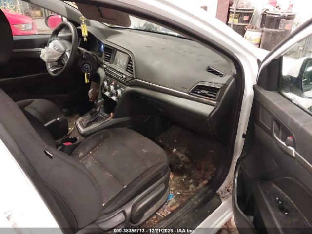 Photo 4 VIN: 5NPD84LF1KH426755 - HYUNDAI ELANTRA 