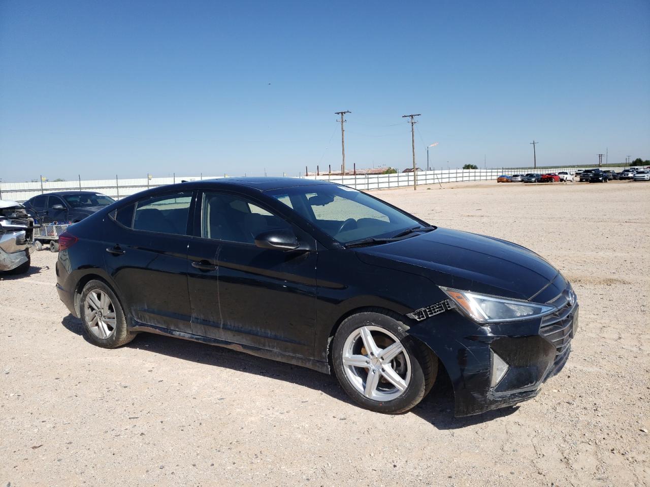 Photo 3 VIN: 5NPD84LF1KH432815 - HYUNDAI ELANTRA 