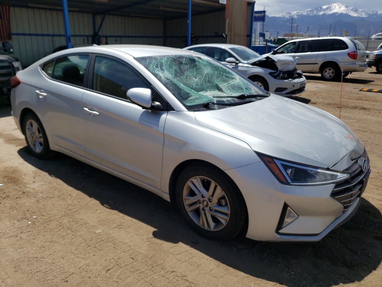 Photo 3 VIN: 5NPD84LF1KH449503 - HYUNDAI ELANTRA 