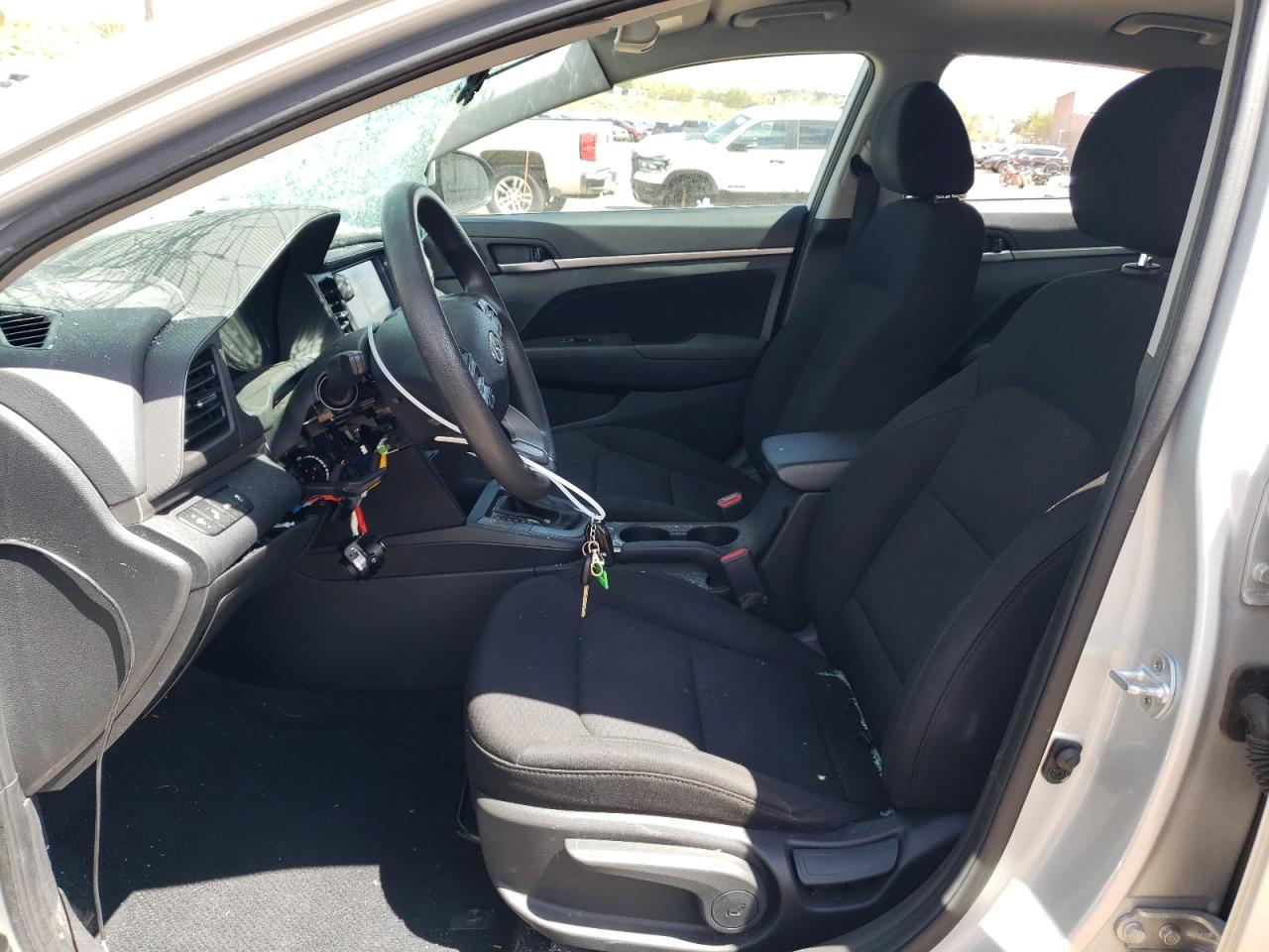 Photo 6 VIN: 5NPD84LF1KH449503 - HYUNDAI ELANTRA 