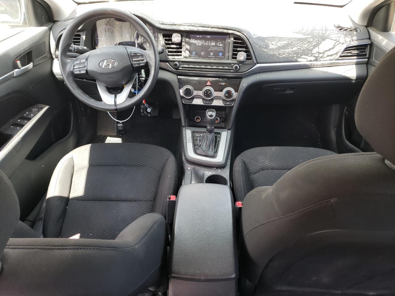 Photo 7 VIN: 5NPD84LF1KH449503 - HYUNDAI ELANTRA 