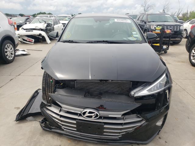 Photo 8 VIN: 5NPD84LF1KH456337 - HYUNDAI ELANTRA SE 