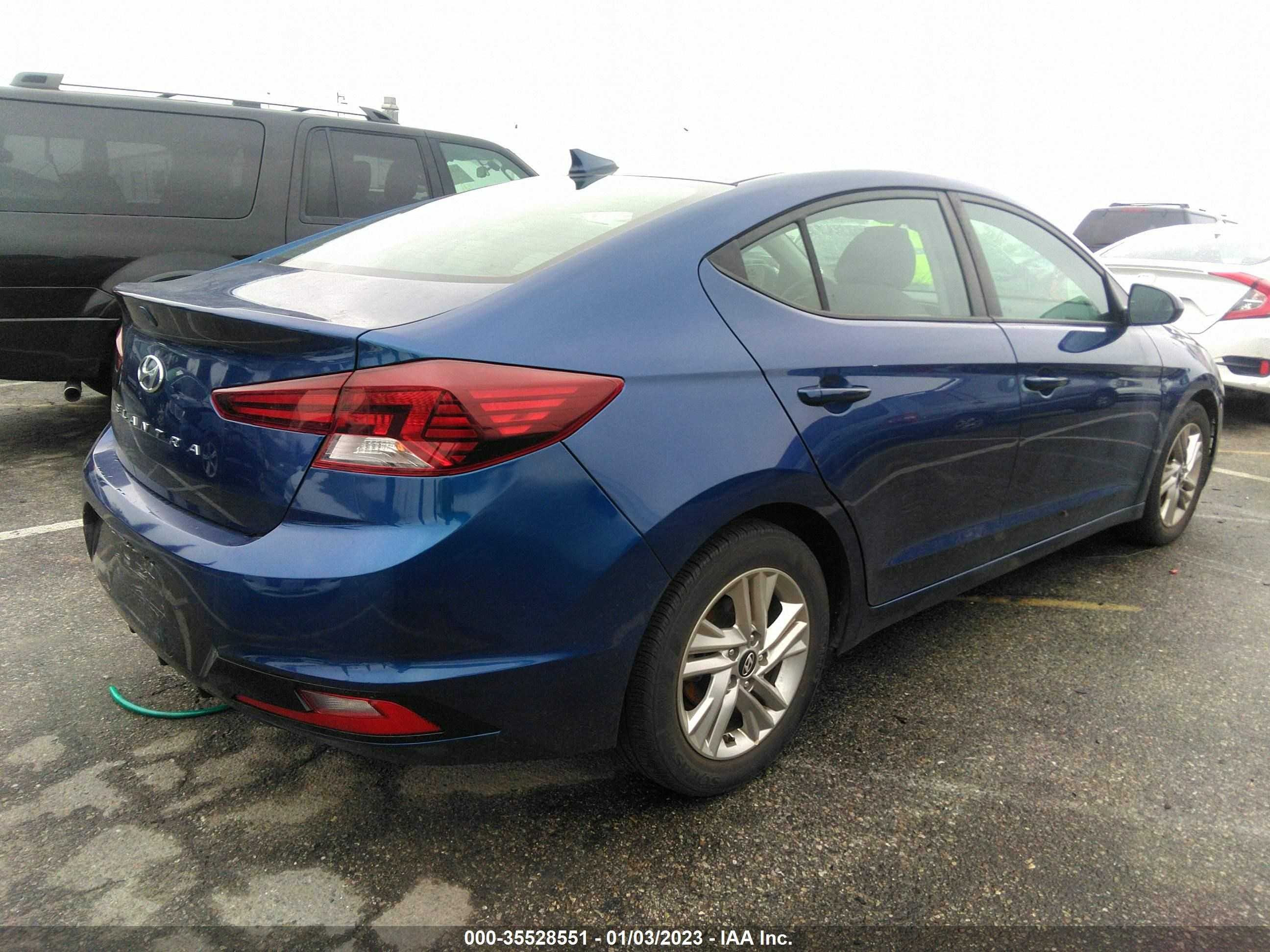 Photo 3 VIN: 5NPD84LF1KH456399 - HYUNDAI ELANTRA 