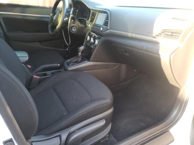 Photo 4 VIN: 5NPD84LF1KH468746 - HYUNDAI ELANTRA SE 