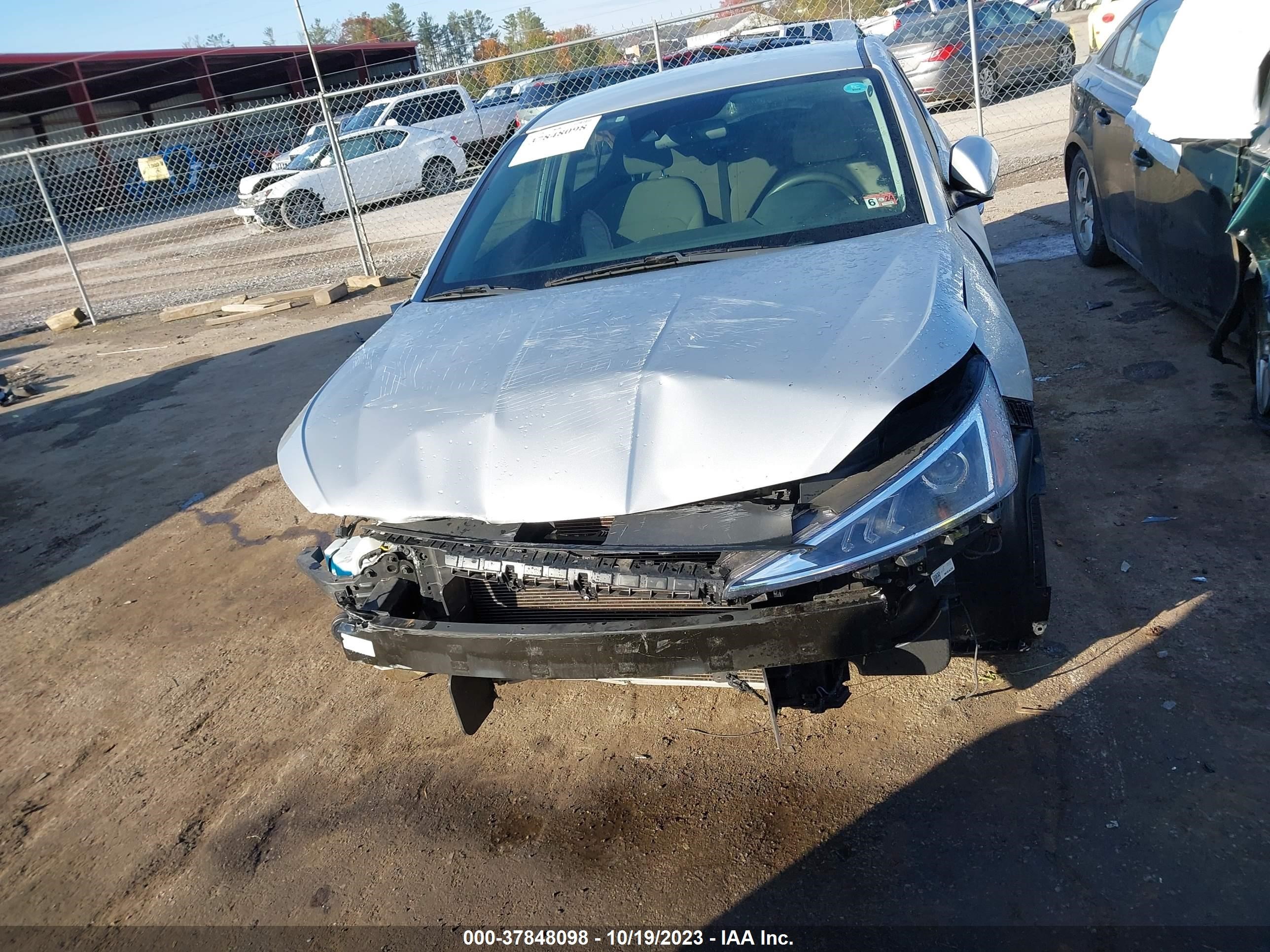 Photo 5 VIN: 5NPD84LF1KH472411 - HYUNDAI ELANTRA 