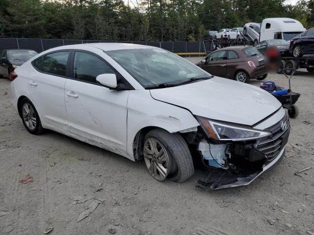 Photo 3 VIN: 5NPD84LF1KH477219 - HYUNDAI ELANTRA 